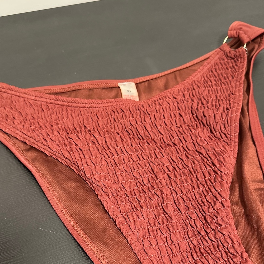 Women's Ruched Bikini Bottom